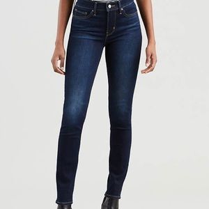 Women’s Levi Premium Jeans 👖